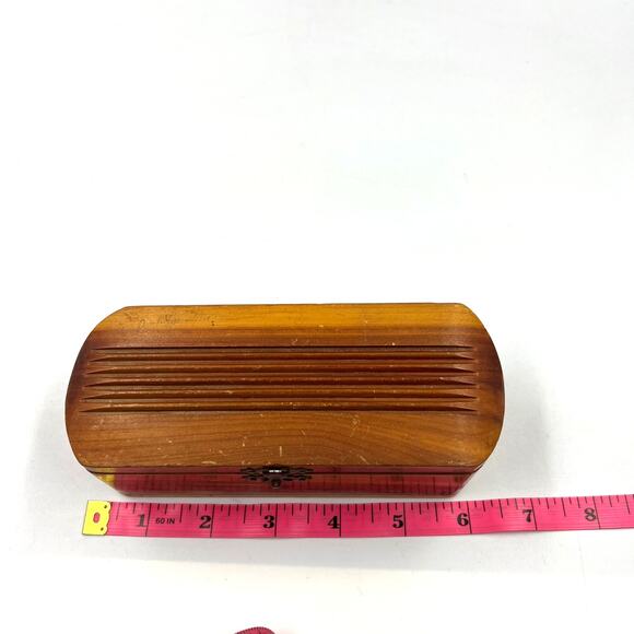 Vintage Hinge Lidded Wooden Carved Trinket Decorative Box With Latch 6 Inches - Picture 6 of 12